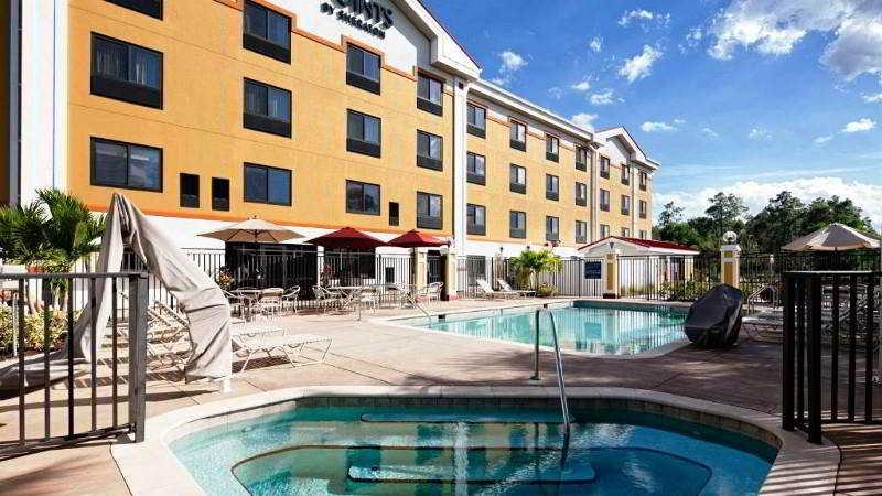 Four Points By Sheraton Fort Myers Airport Eksteriør billede