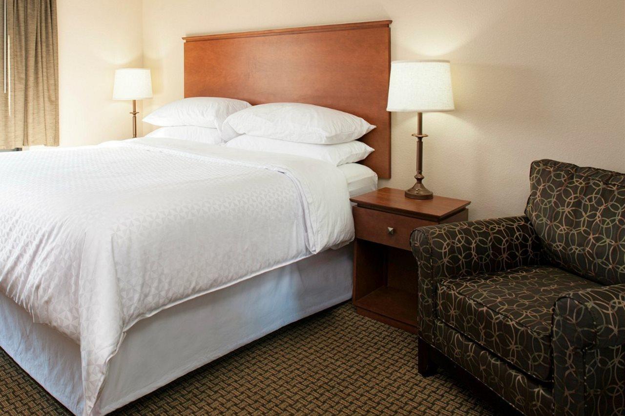 Four Points By Sheraton Fort Myers Airport Eksteriør billede