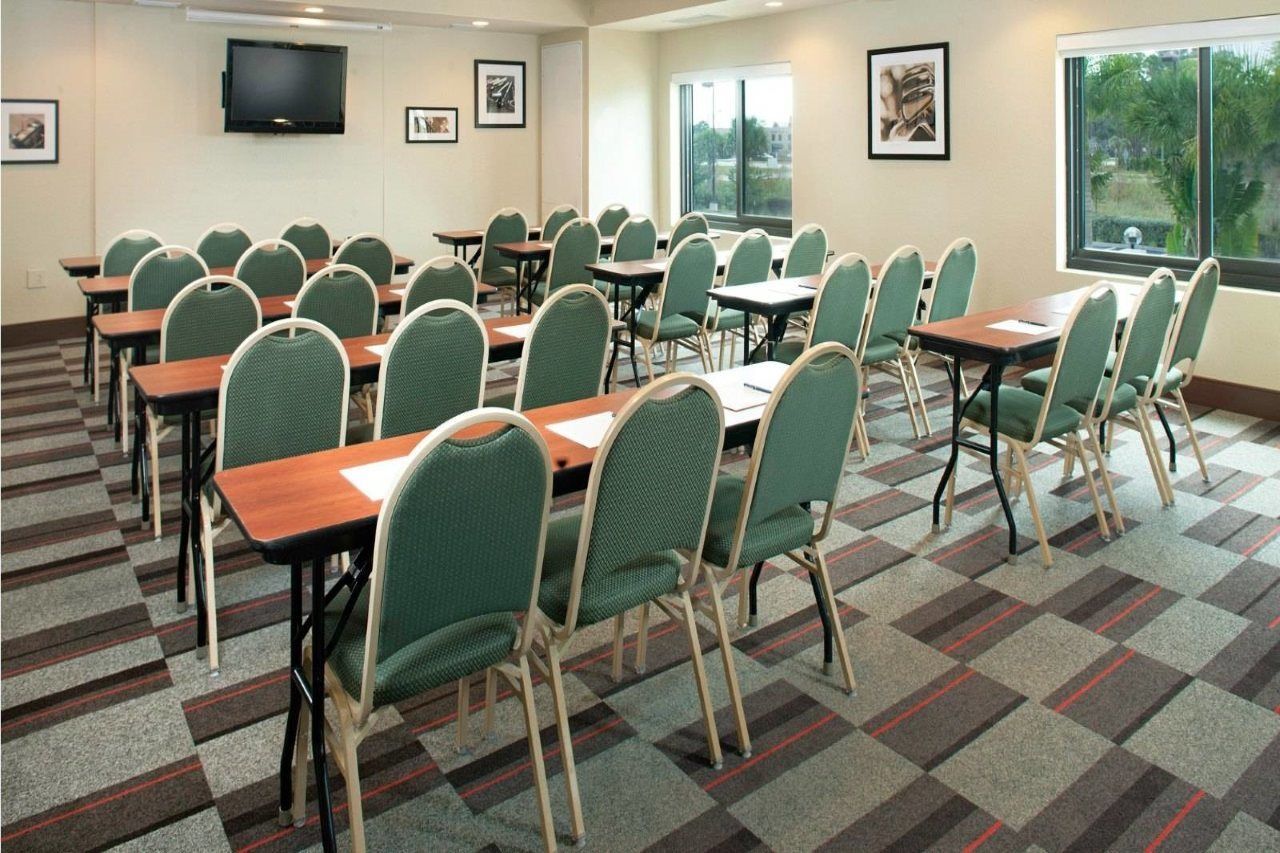 Four Points By Sheraton Fort Myers Airport Eksteriør billede