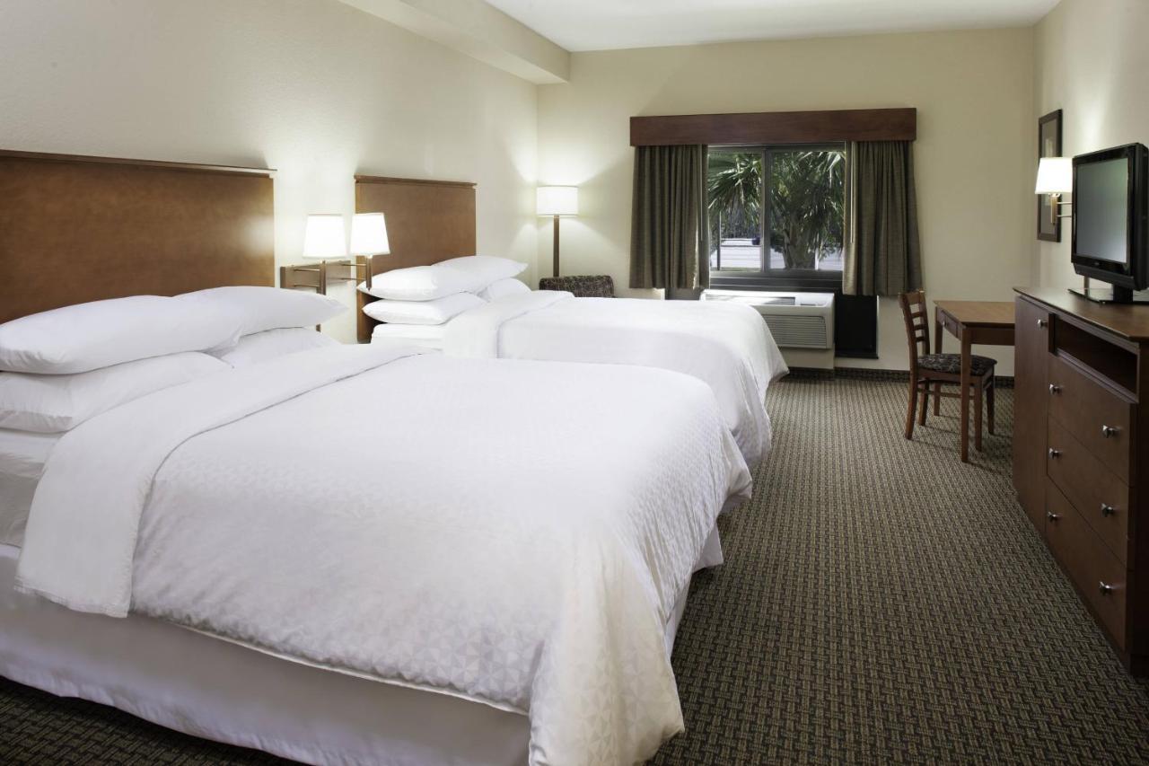 Four Points By Sheraton Fort Myers Airport Eksteriør billede